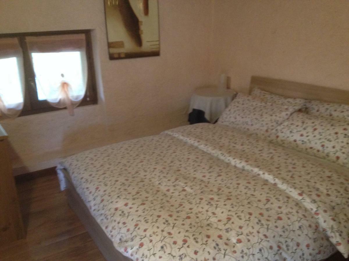 La Tana del Ghiro Porto Valtravaglia Exterior foto